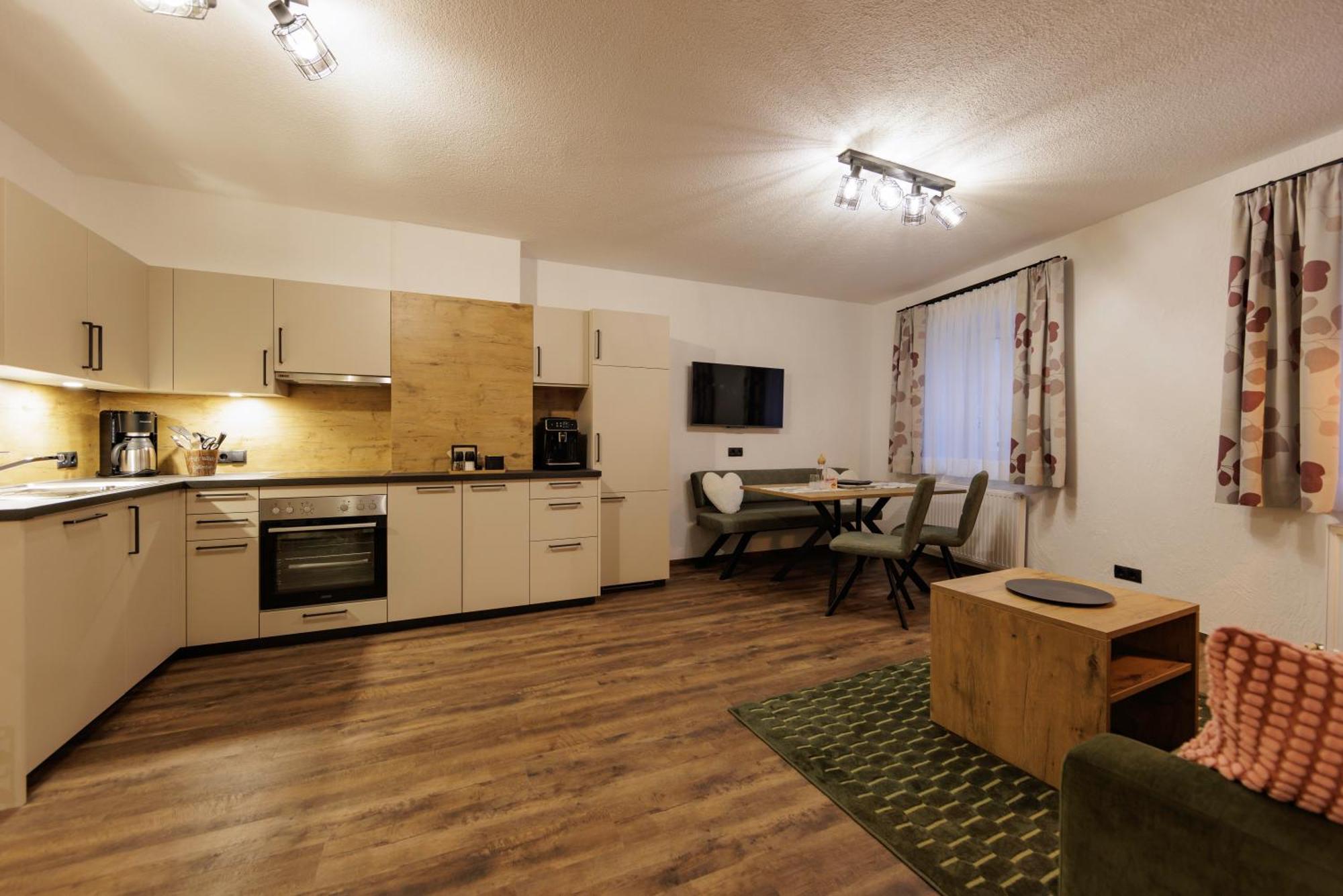 Apartmenthaus Goldeck Ried im Oberinntal Ngoại thất bức ảnh
