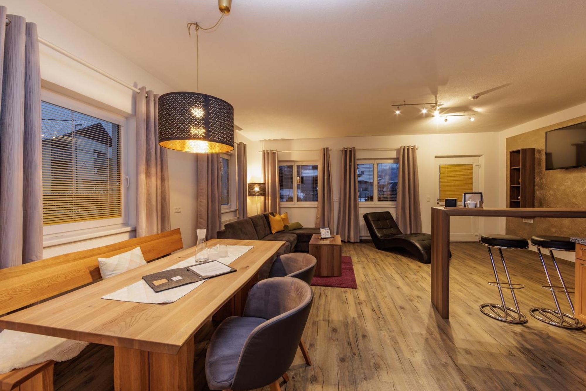 Apartmenthaus Goldeck Ried im Oberinntal Ngoại thất bức ảnh