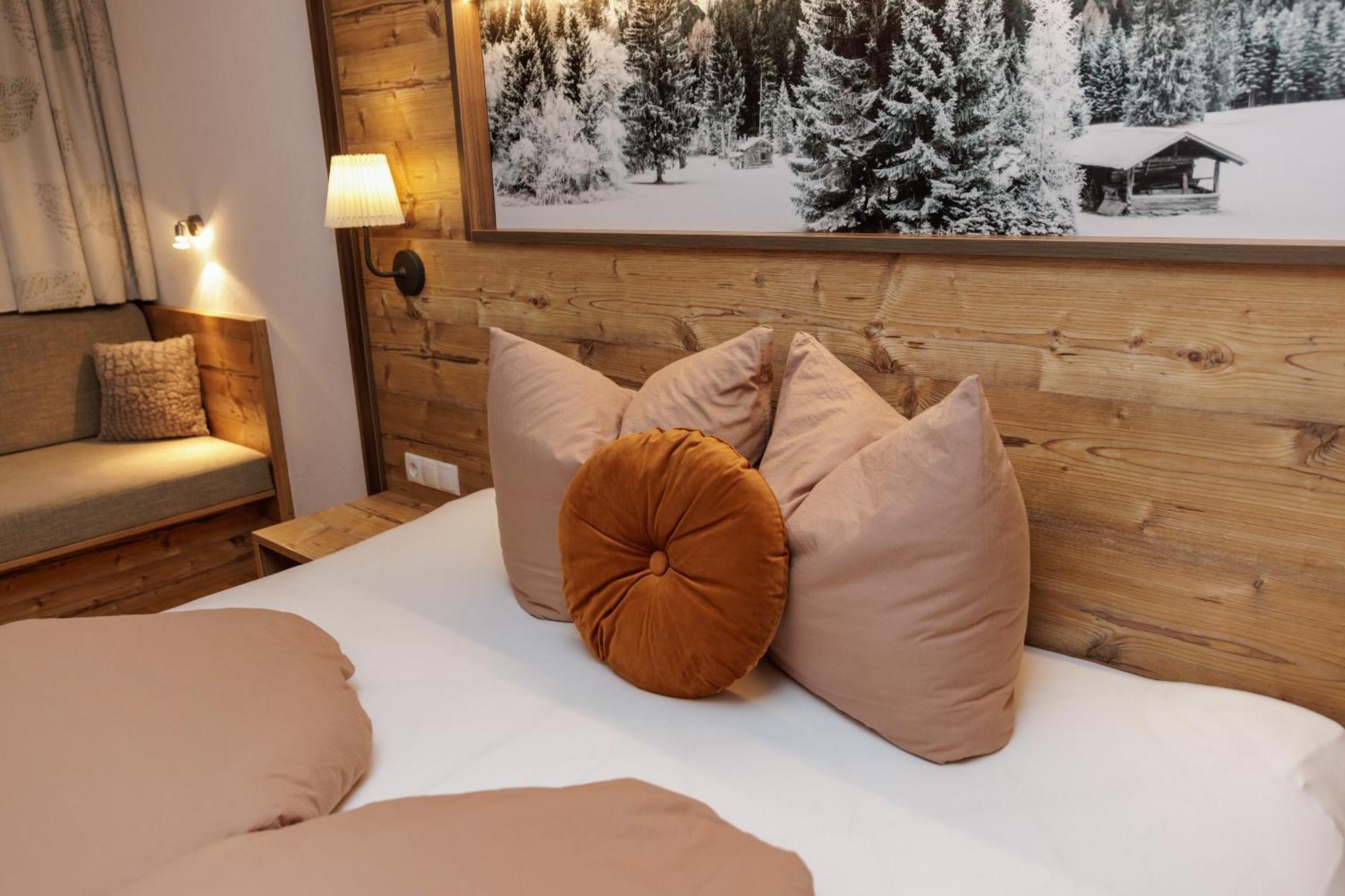 Apartmenthaus Goldeck Ried im Oberinntal Ngoại thất bức ảnh