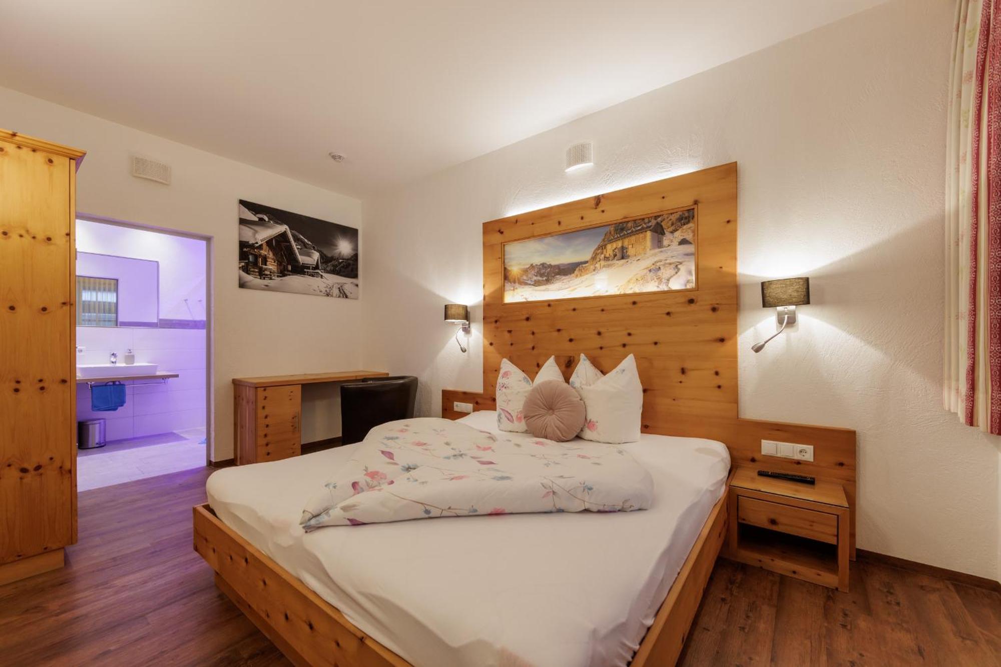 Apartmenthaus Goldeck Ried im Oberinntal Ngoại thất bức ảnh