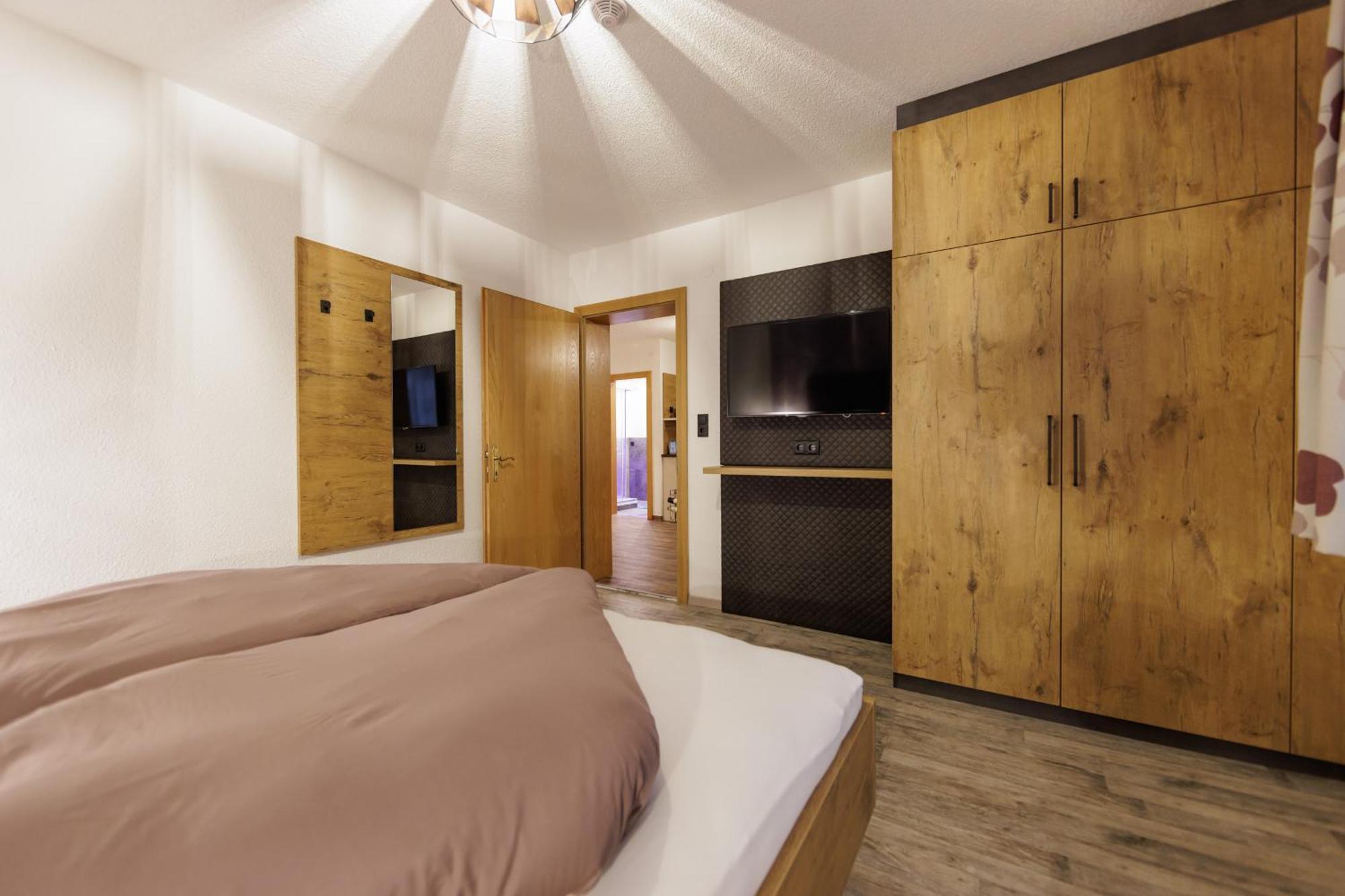 Apartmenthaus Goldeck Ried im Oberinntal Ngoại thất bức ảnh